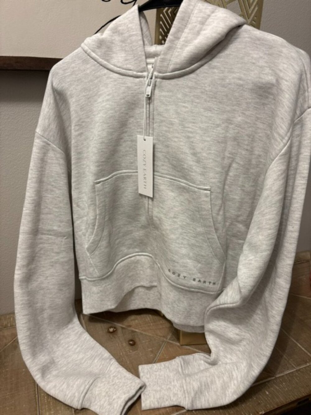 NEW Cozy Earth City Scape Cropped Full Zip Hoodie Heather Gray Women S
